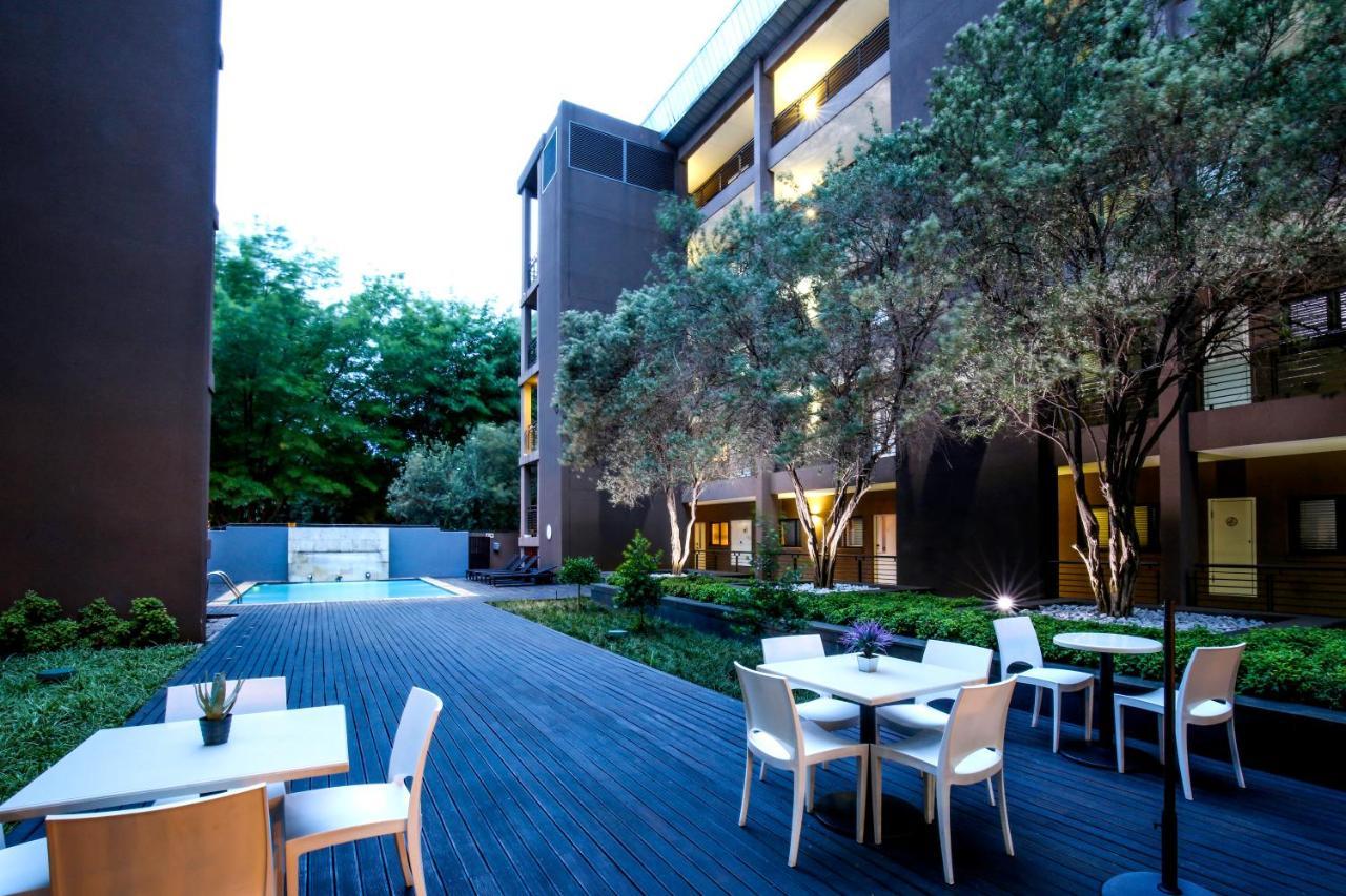 The Nicol Hotel And Apartments Johannesburgo Exterior foto